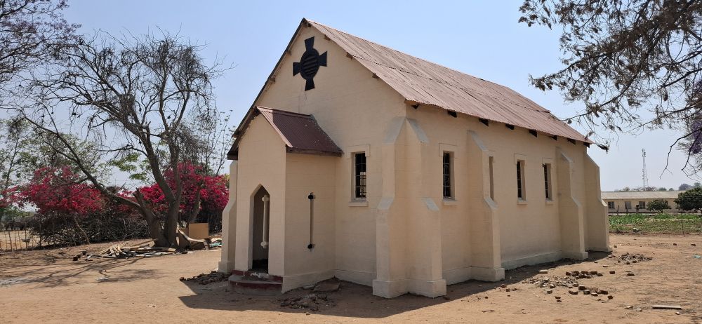 Figtree, or Fort Molyneaux and the 1896 Matabele Rebellion or Umvukela photograph